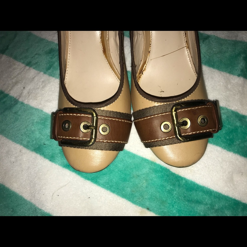 😎 Tan Heels - Picture 2 of 3